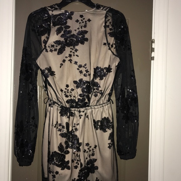 Sequin and lace romper ✨✨✨ by KIVENST - Picture 5 of 8